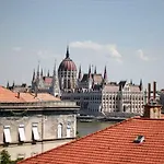 Panorama *